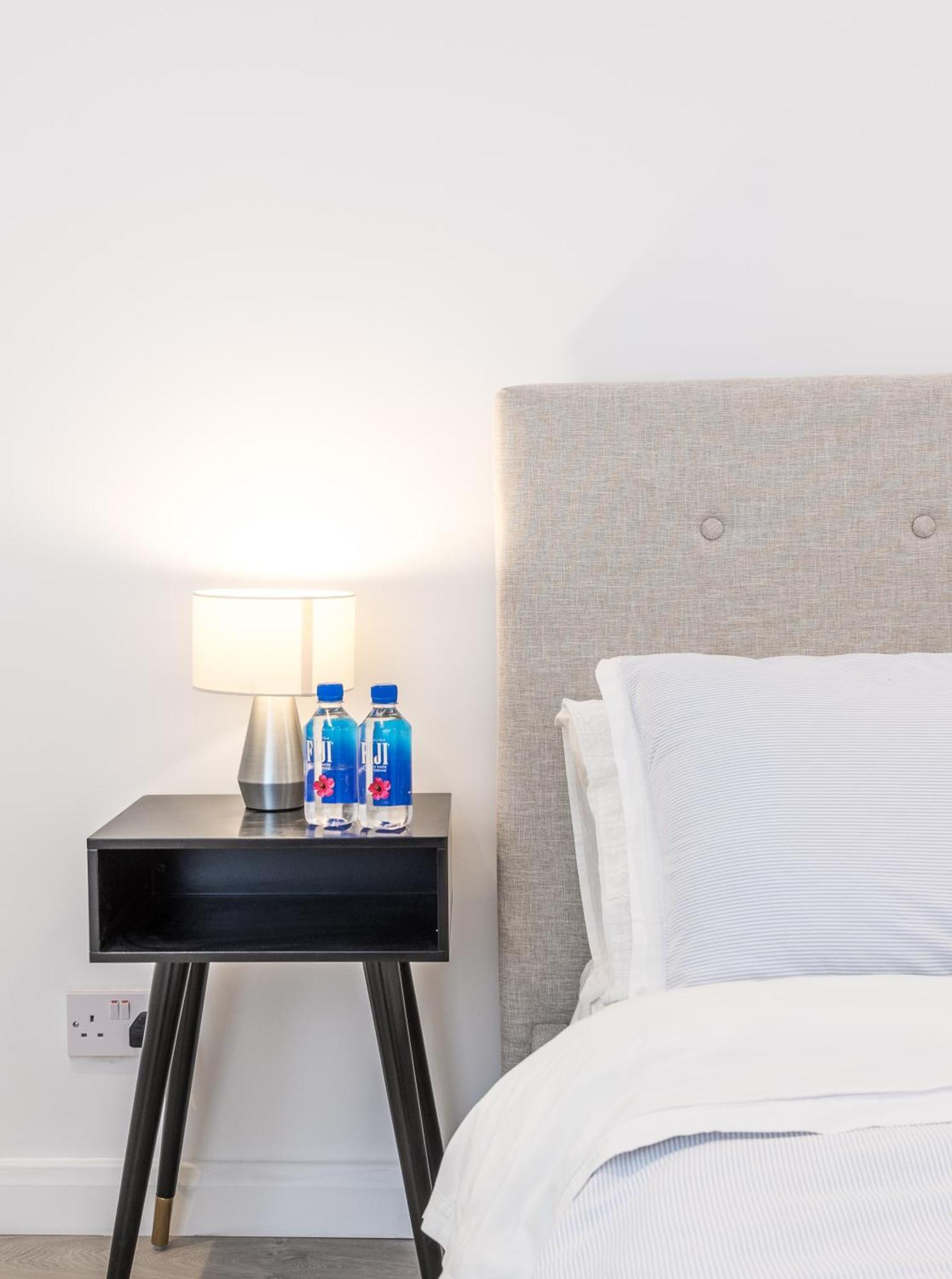 Appartement Casa Italia Near Kings Road In Chelsea With Wifi & Washing Machine à Londres Extérieur photo