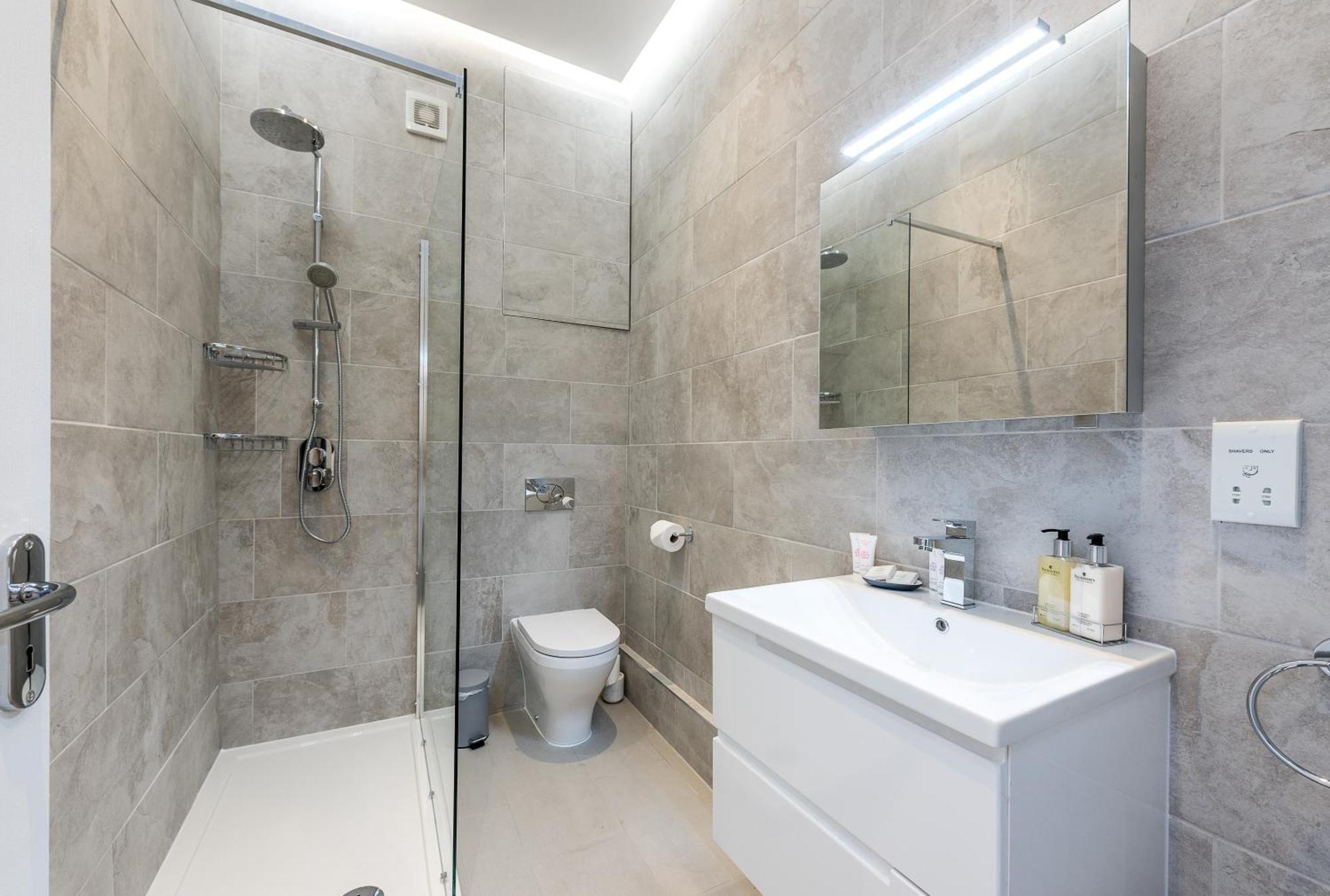 Appartement Casa Italia Near Kings Road In Chelsea With Wifi & Washing Machine à Londres Extérieur photo